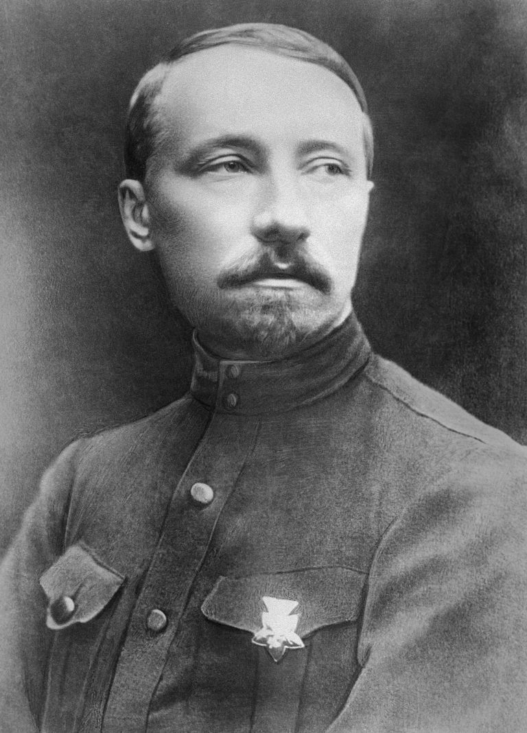 lJUfibisvj4.jpg